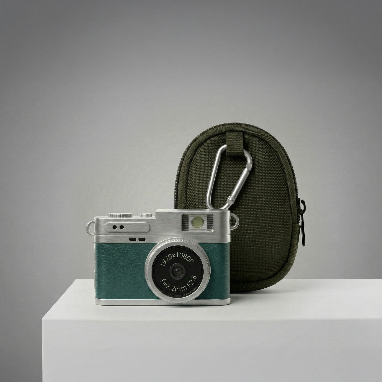mini fotocamera verde naturecosmos con zainetto